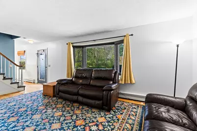 10 Rounseville St, New Bedford, MA 02745 - Photo 15