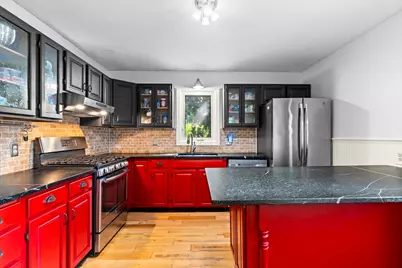 10 Rounseville St, New Bedford, MA 02745 - Photo 19