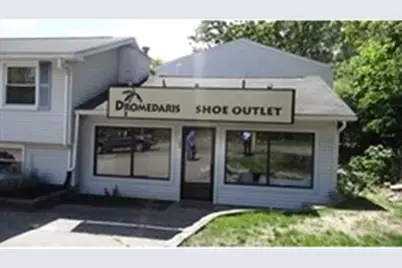 260 S Main St, Bellingham, MA 02019 - Photo 3