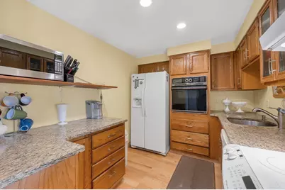 154 Lynnway #205, Lynn, MA 01902 - Photo 17