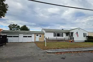 27 Campbell St, Methuen, MA 01844 - Photo 1