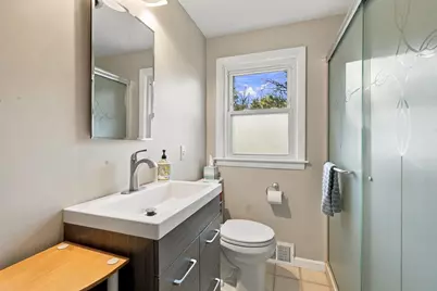 16 Clyde Ave, West Springfield, MA 01089 - Photo 19