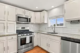 17 Overlook Rd, Weymouth, MA 02189 - Photo 7