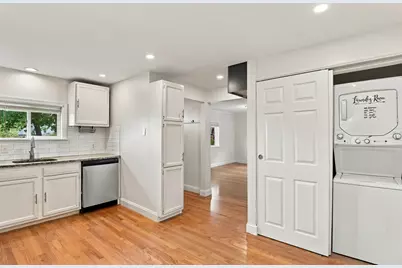 17 Overlook Rd, Weymouth, MA 02189 - Photo 11