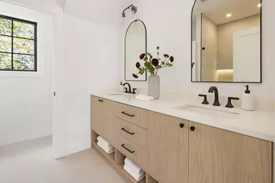 121 Hyde Street #121, Newton, MA 02461 - Photo 11
