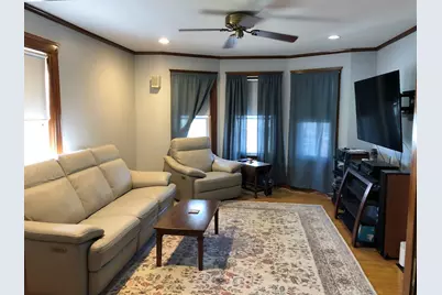 90 Cedar St #2, Wakefield, MA 01880 - Photo 5