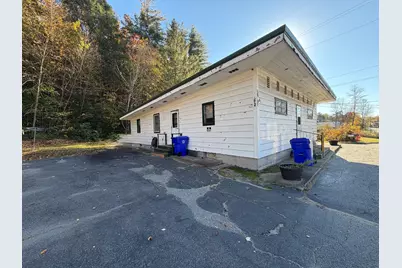 125 French King Hwy, Greenfield, MA 01301 - Photo 3