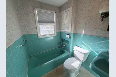 125 French King Hwy, Greenfield, MA 01301 - Photo 13