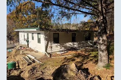 125 French King Hwy, Greenfield, MA 01301 - Photo 5