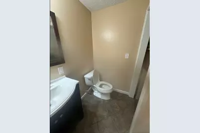 133 Pleasant St #2, North Andover, MA 01845 - Photo 7