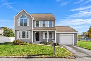 12 Wood Ln, Lawrence, MA 01843 - Photo 1