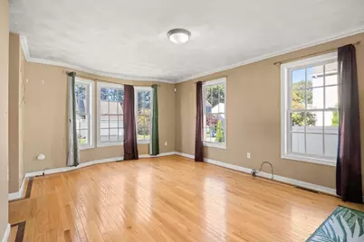 12 Wood Ln, Lawrence, MA 01843 - Photo 11