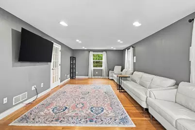 106 Russell St, Peabody, MA 01960 - Photo 9