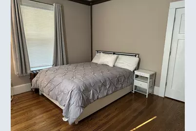 434 Pleasant St, Holyoke, MA 01040 - Photo 7