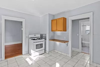 25-27 Kenwood Rd #1, Everett, MA 02149 - Photo 3