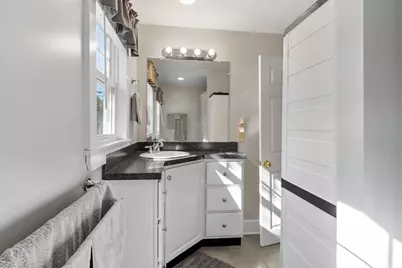 121 Ryan St, Gardner, MA 01440 - Photo 15