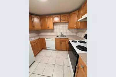 95 Copeland St #3, Quincy, MA 02169 - Photo 5