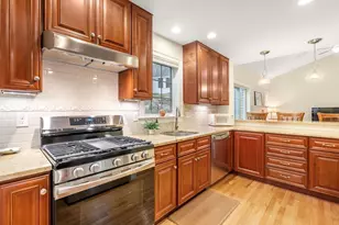 3 McGill Ct, Hopkinton, MA 01748 - Photo 9