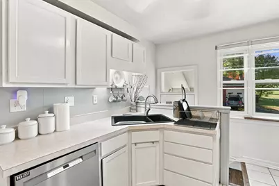 9 Elm Rd #B, Devens, MA 01434 - Photo 11