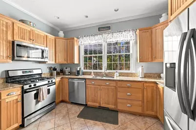 47 Katherine's Way, Raynham, MA 02767 - Photo 17