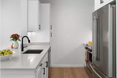 4 Repton Circle #4209, Watertown, MA 02472 - Photo 3
