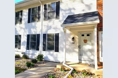 3 Castle Hill Rd #B, Agawam, MA 01001 - Photo 3