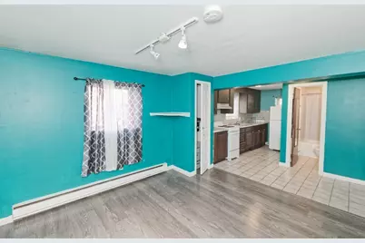 133 Winthrop St #4, Framingham, MA 01702 - Photo 5