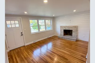 28 Olive St, Winchester, MA 01890 - Photo 5