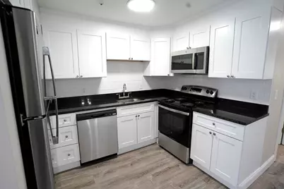 12 Presidential Dr #4, Quincy, MA 02169 - Photo 5