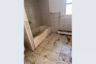 172 Beacon St, Framingham, MA 01701 - Photo 11