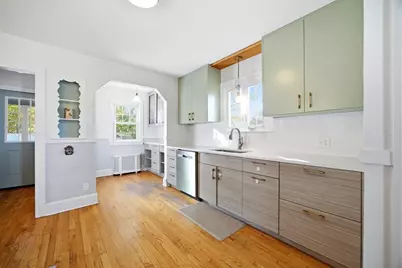 98 Pinehurst Rd, Holyoke, MA 01040 - Photo 5