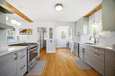 98 Pinehurst Rd, Holyoke, MA 01040 - Photo 3
