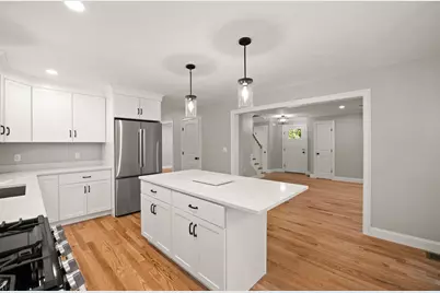 121 Pine St, Bridgewater, MA 02324 - Photo 13