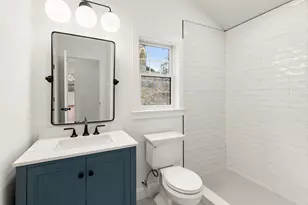 32 Beacon St, Gloucester, MA 01930 - Photo 21