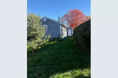 31 Crowningshield Rd, Worcester, MA 01604 - Photo 15