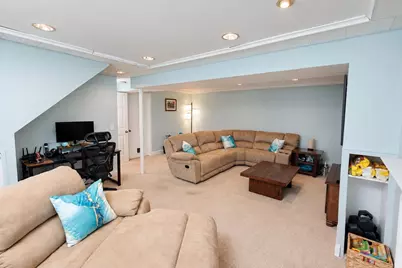 2 Empire Cir, Bellingham, MA 02019 - Photo 25