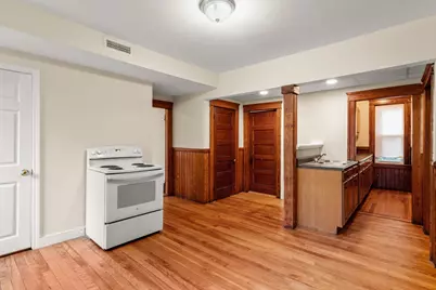 31 Chrome #2, Worcester, MA 01604 - Photo 3