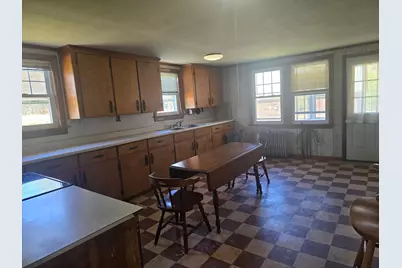 86 Chestnut Hill Rd, Orange, MA 01364 - Photo 9