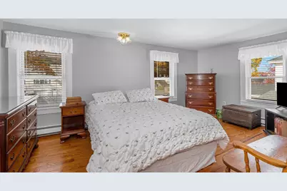 115 Puffer St, Lowell, MA 01851 - Photo 17