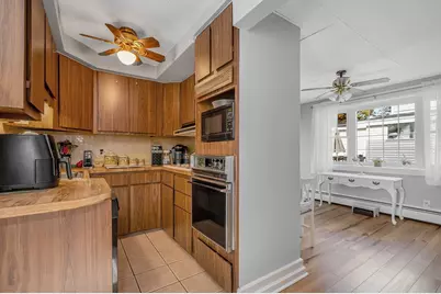 115 Puffer St, Lowell, MA 01851 - Photo 9