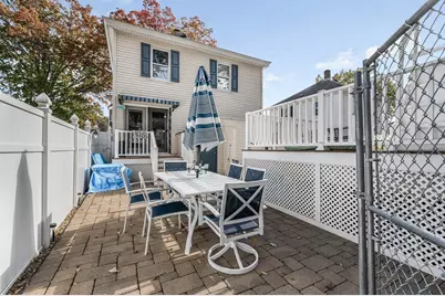 115 Puffer St, Lowell, MA 01851 - Photo 25