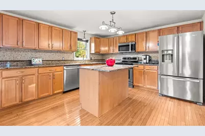 21 Silver St #21, Haverhill, MA 01832 - Photo 9