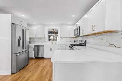 197 Oakland Ave, Methuen, MA 01844 - Photo 5