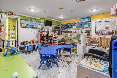 180 S Union St, Lawrence, MA 01843 - Photo 17