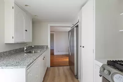 191-193 South St #1, Hingham, MA 02043 - Photo 5