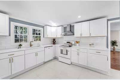 9 Sherburne Ave, Worcester, MA 01606 - Photo 13