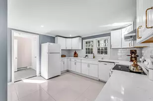 9 Sherburne Ave, Worcester, MA 01606 - Photo 11