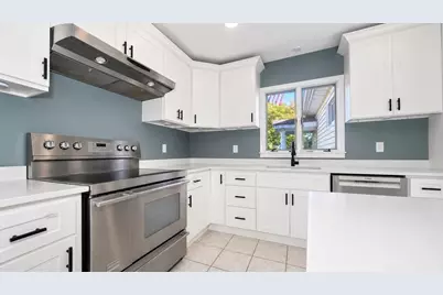 308 Beale St, Quincy, MA 02170 - Photo 5