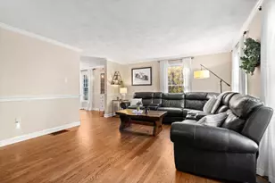 220 Boston St, North Andover, MA 01845 - Photo 9
