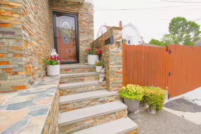 7 Prospect St, Everett, MA 02149 - Photo 3